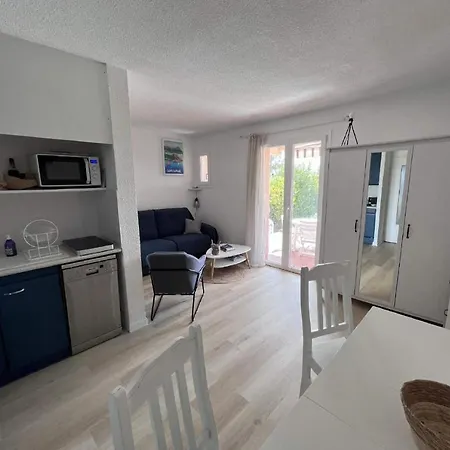 Daire 27m With Garden Near The *