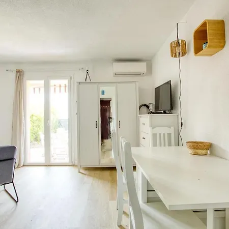 Daire 27m With Garden Near The Saint-Raphaël